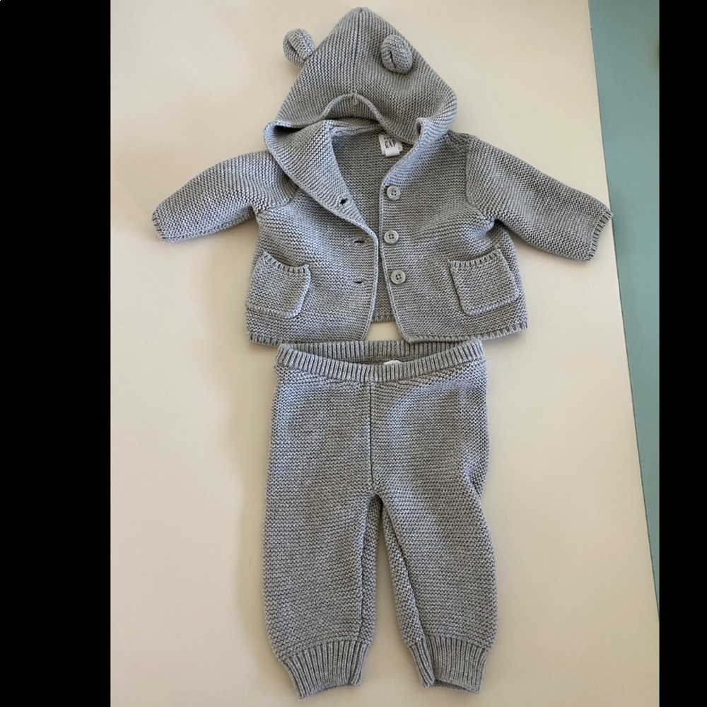 Gap Pants and Sweater set